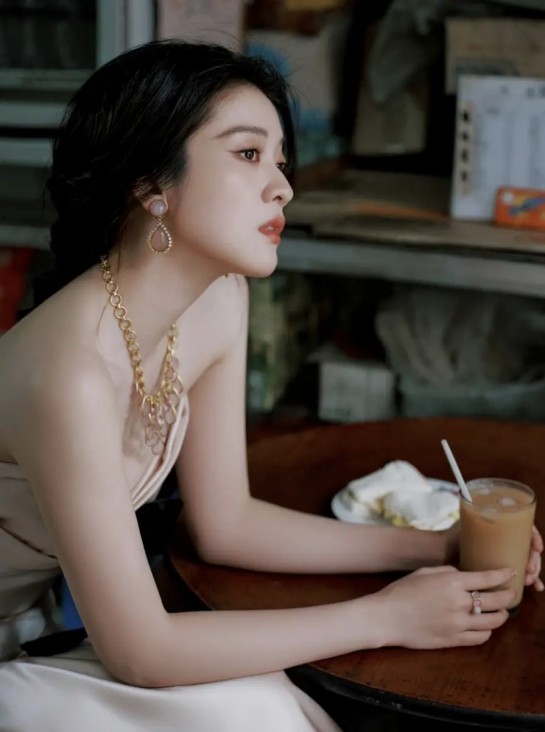 永升服务股权出售背后：旭辉化债的关键一步与物业板块的独立之路