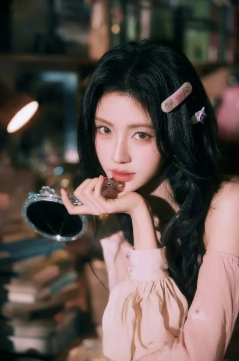 从小冰到元宝，10年过去了，为啥AI就是管不住嘴？