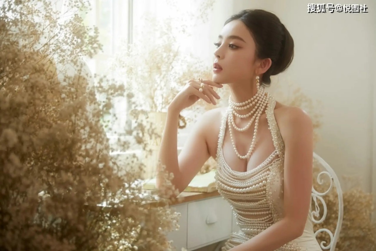 向太硬核力挺王菲春晚表演 直言其翻唱“点石成金”破圈小众佳作 