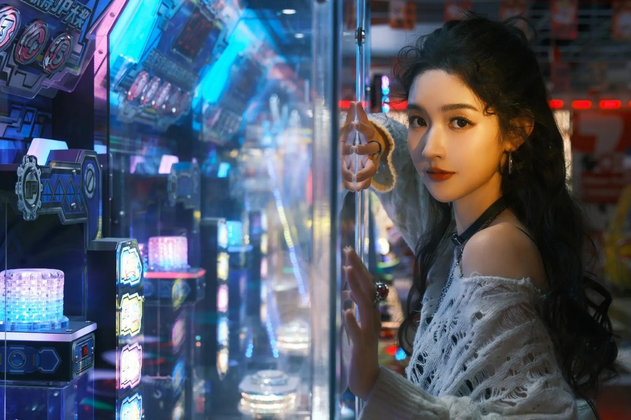 赌王三太生日，窦骁依然缺席，但不影响夫妻的感情