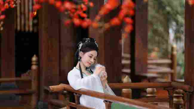 肯豆与雅各布夏威夷海滩约会，相识多年成恋人，卡戴珊家再迎新星